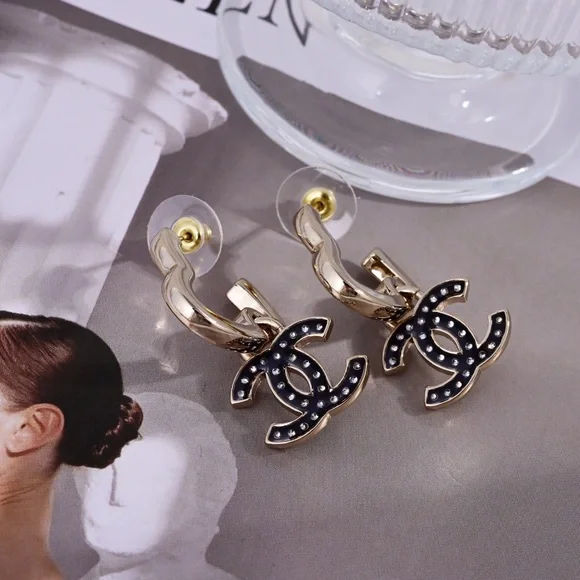 Chanel earrings - Picture 4 of 4